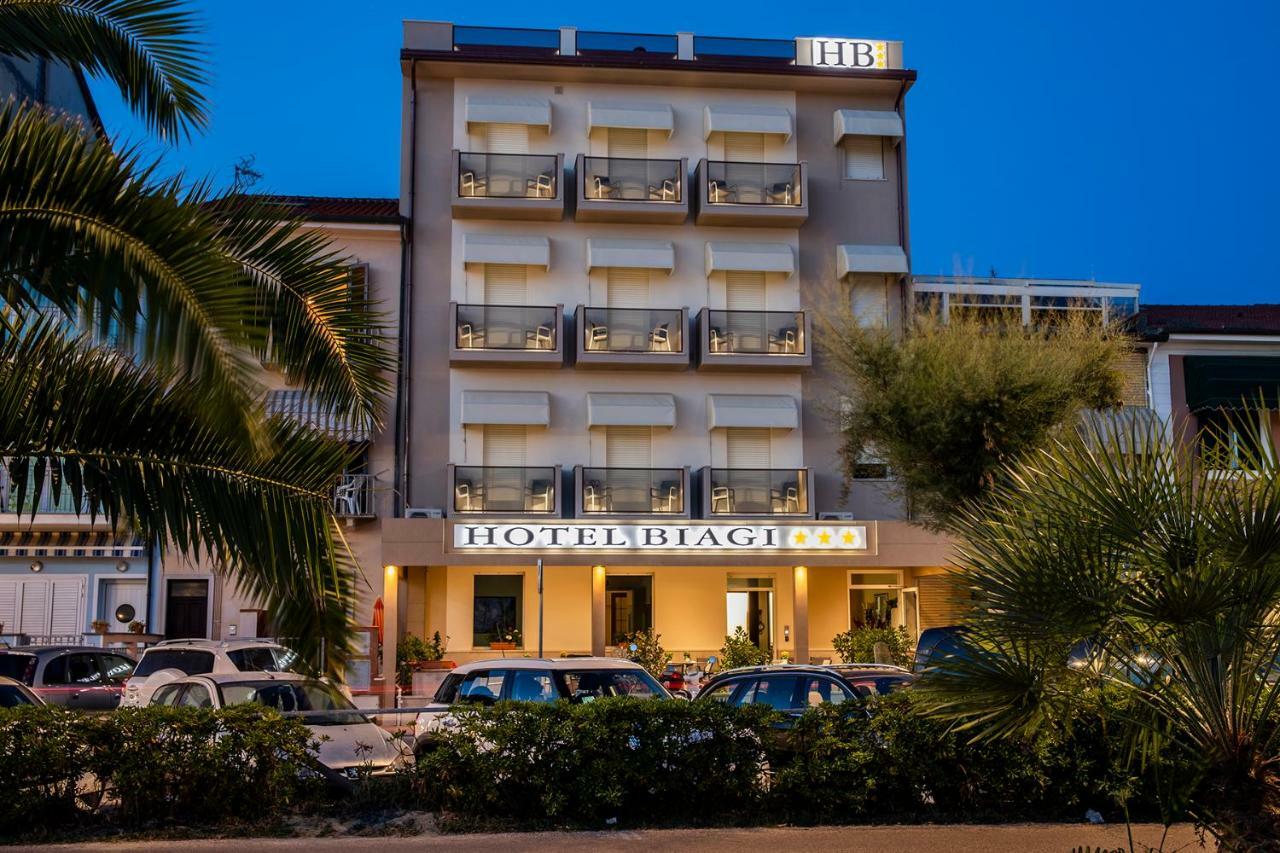 Hotel Biagi & Residence Lido di Camaiore Extérieur photo
